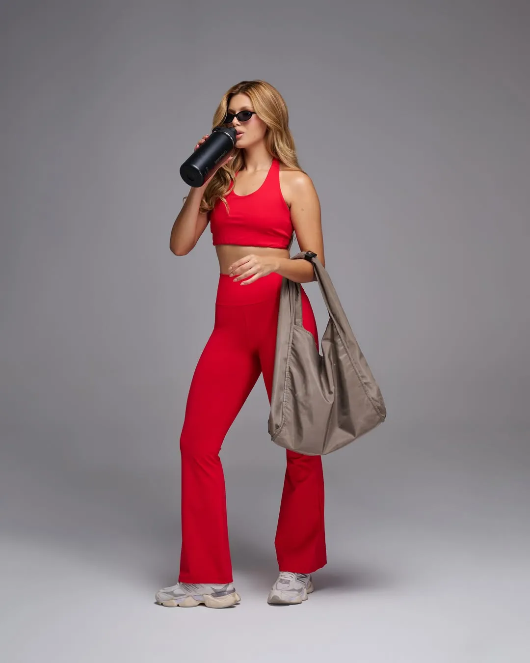 Tendências exclusivas em moda fitness para lojistas e revendedores exigentes.